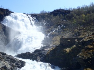 Kjøs Waterfall