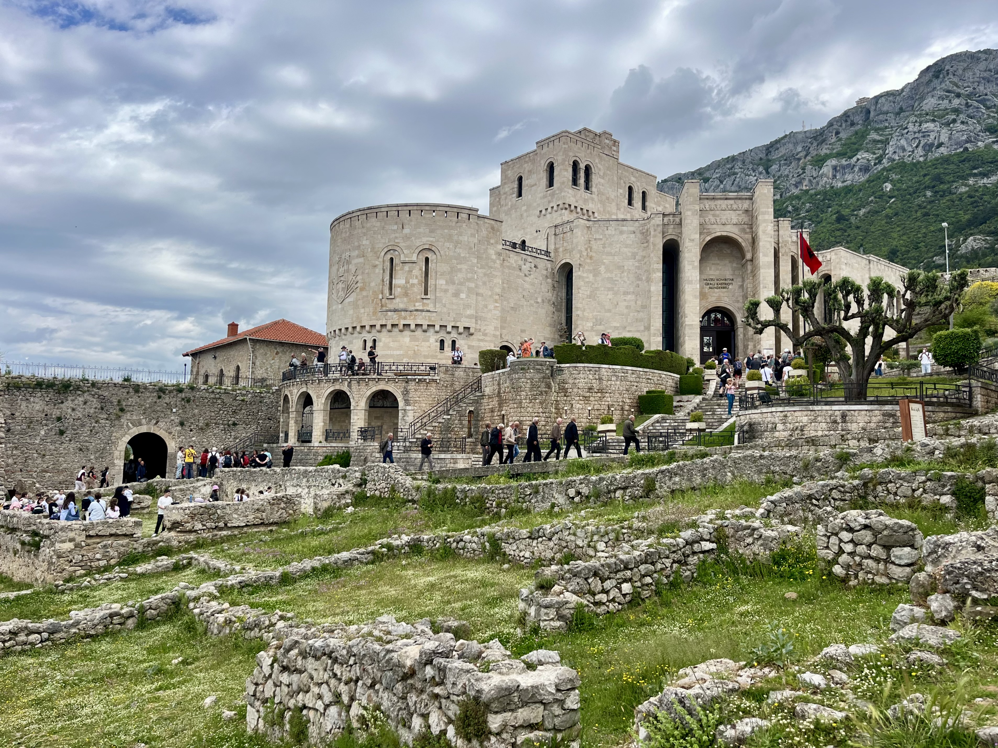 Krujë, Albania