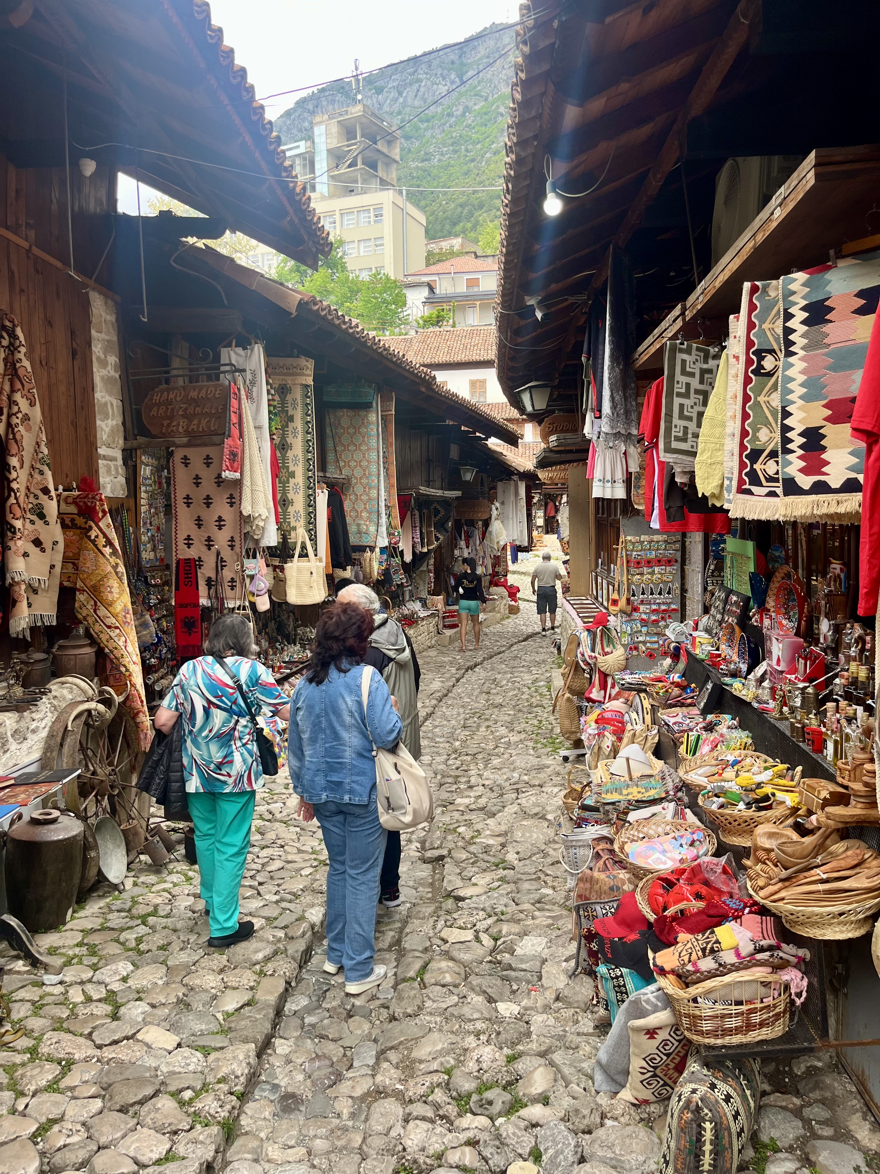 Krujë Bazaar, Albania